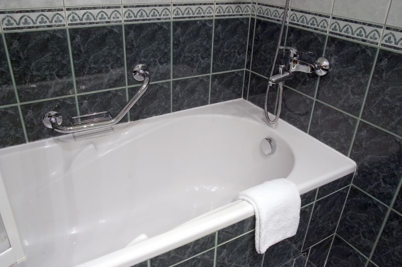 Tub Reglazing detail